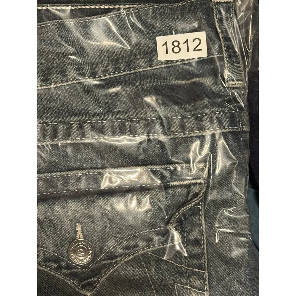 True Religion Men's Medium Wash Blue Straight Fit Denim Jeans 42x30 Flap